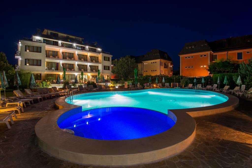 Atlant Hotel Saints Constantine and Helena Exterior foto