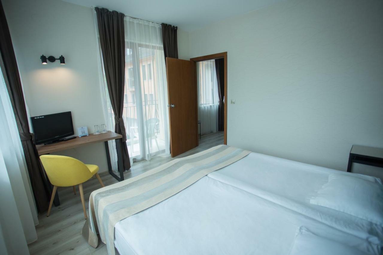 Atlant Hotel Saints Constantine and Helena Exterior foto